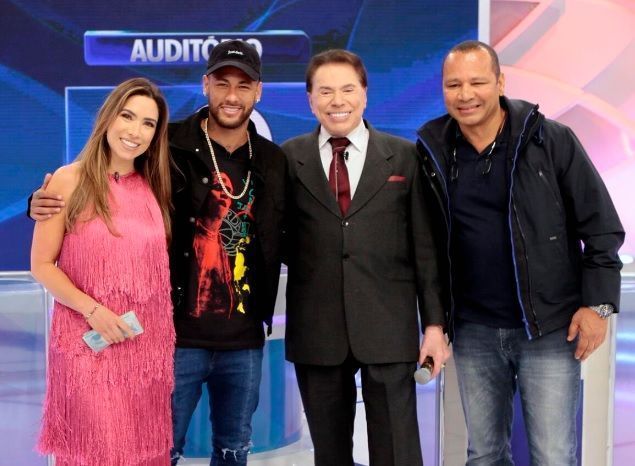 Silvio Santos recebe Neymar Jr, Neymar Pai e Patrícia Abravanel no Programa Silvio Santos em 2019 / Reprodução/Instagram