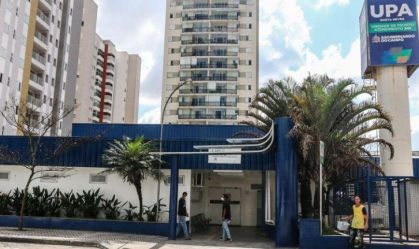 Bebê é abandonado em hospital de SP junto de bilhete: "cuidem bem dele"