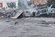 Incêndio destrói exposição da Casa Warner no Rio de Janeiro; veja imagens