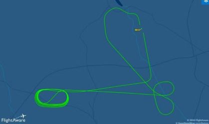avião bate cauda