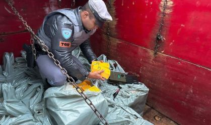 Polícia apreende carga com quase três mil celulares, avaliada em mais de R$ 2 milhões em SP