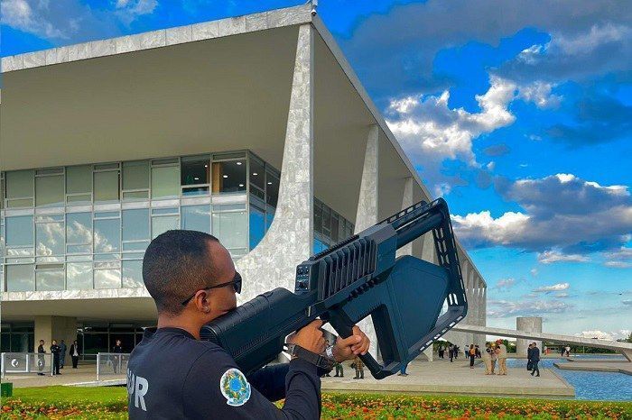 GSI utiliza arma para abater equipamentos aéreos