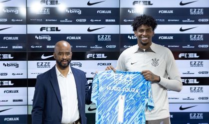 Hugo Souza foi apresentado no Corinthians nesta sexta-feira (12)