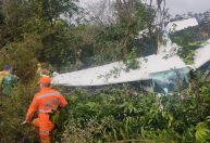 Avião de pequeno porte cai e deixa feridos na Zona da Mata Mineira