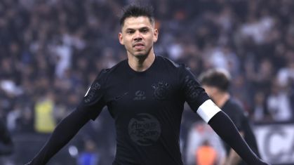 Romero comemora gol pelo Corinthians