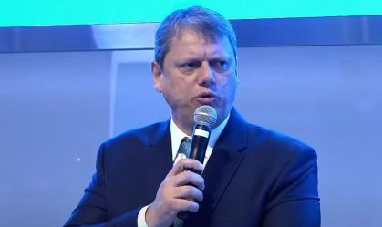 Tarcísio diz que se o Brasil fosse sério, Marçal iria preso