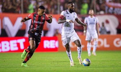 Flamengo venceu o Vitória no Barradão