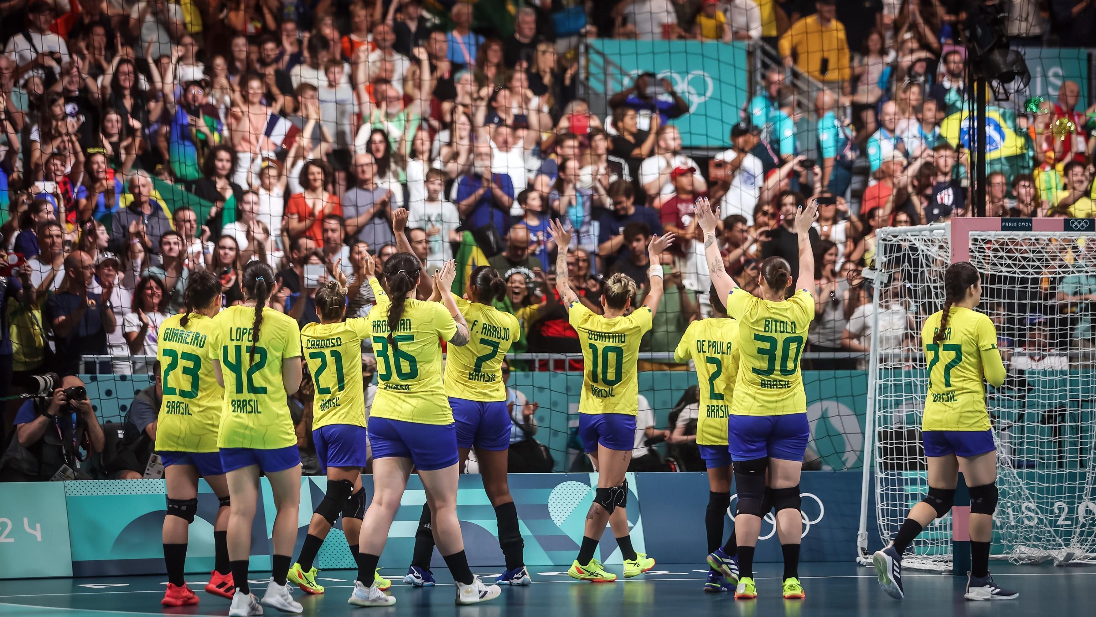 Brasil estreou com vitória no handebol