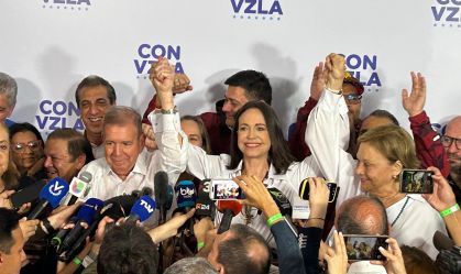 Líder da oposição venezuelana aproveita exposição antes de provável repressão