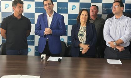 PP oficializou a candidatura de Marcelo Queiroz (de blazer azul) a prefeito do Rio de Janeiro