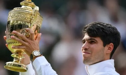 Wimbledon: Alcaraz exibe acessório de meio milhão de reais após título