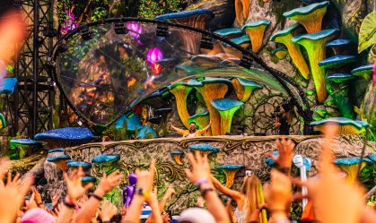 Alok toca música inédita no Tomorrowland Bélgica