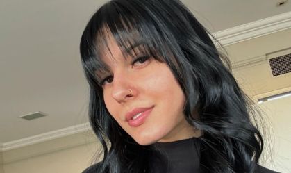 Após publicação, Ana Castela falou que vai continuar se estressando com sua franja