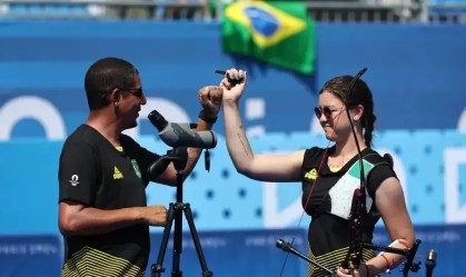 Ana Luiza avançou no tiro com arco em Paris