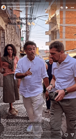 Antonio Banderas visita a ONG Nós do Morro / Instagram/Grupo de Teatro Nós do Morro