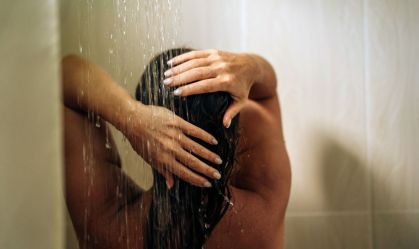 Banho frio faz bem? Veja o que a ciência diz