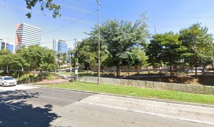 Homem é baleado e tem moto roubada na Berrini, em São Paulo