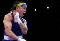 Medalha garantida! Bia Ferreira vence holandesa e vai à semifinal do boxe em Paris