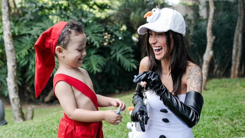 A criança escolheu como tema do aniversário de três anos “Mimi”, seu ursinho de pelúcia