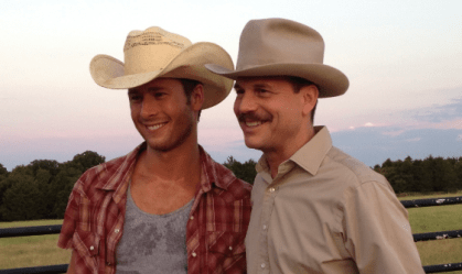 Glen Powell homenageia Bill Paxton, protagonista de "Twister": "Lenda"
