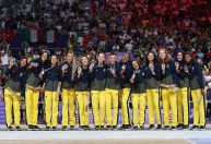 Seleção Brasileira Feminina recebe a medalha de bronze após final do vôlei