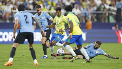 Lance de Uruguai x Brasil pelas quartas de final da Copa América
