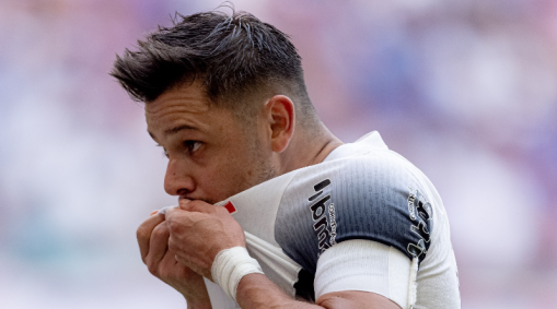 Corinthians triunfou pela primeira vez fora de casa na competição
