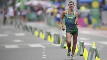 Caio Bonfim é a principal esperança de medalha para o Brasil na marcha atlética em Paris 2024