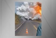 Explosão de caminhão-tanque deixa seis pessoas feridas no Pará; veja o exato momento