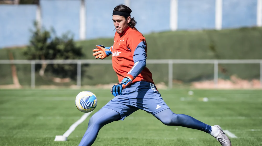 Goleiro Cássio em treino do Cruzeiro