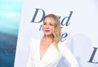 Christina Applegate relata dificuldades em luta contra a esclerose múltipla