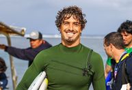 Chumbinho projeta disputa do surfe nos Jogos Olímpicos: 
