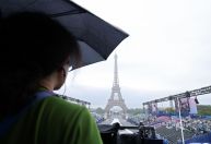 Paris 2024: prova de skate street masculino é adiada após chuva persistir