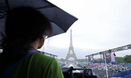 Chuva atinge Paris antes da cerimônia de abertura da Olimpíada