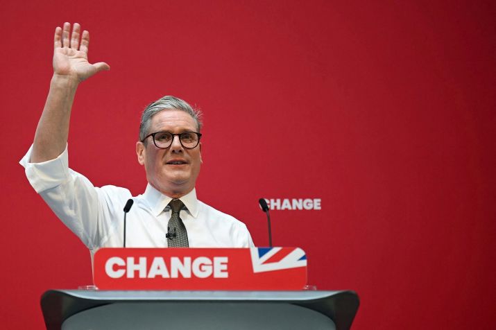 O líder do Partido Trabalhista, Keir Starmer, durante o lançamento do manifesto eleitoral do Partido Trabalhista, em Manchester, em 13 de junho de 2024. / Oli Scarff/AFP/Getty Images