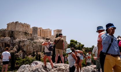 Acrópole fechada e picolé para animais: Europa enfrenta onda de calor
