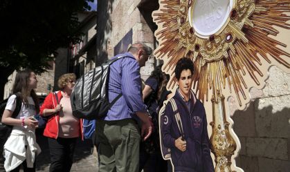 Carlo Acutis, o “santo millennial”, será canonizado pelo Papa Francisco em abril
