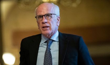 Senador democrata dos EUA se torna o 1º a pedir renúncia de Biden como candidato