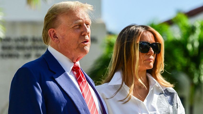 Donald Trump e Melania Trump em Palm Beach, na Flórida • Giorgia Viera/AFP/Getty Images/File via CNN Newsource