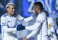 Letal, Cruzeiro vence, afunda o Grêmio e entra no G6 do Brasileiro