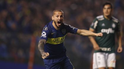 Dario Benedetto comemora seu gol pelo Boca Juniors contra o Palmeiras