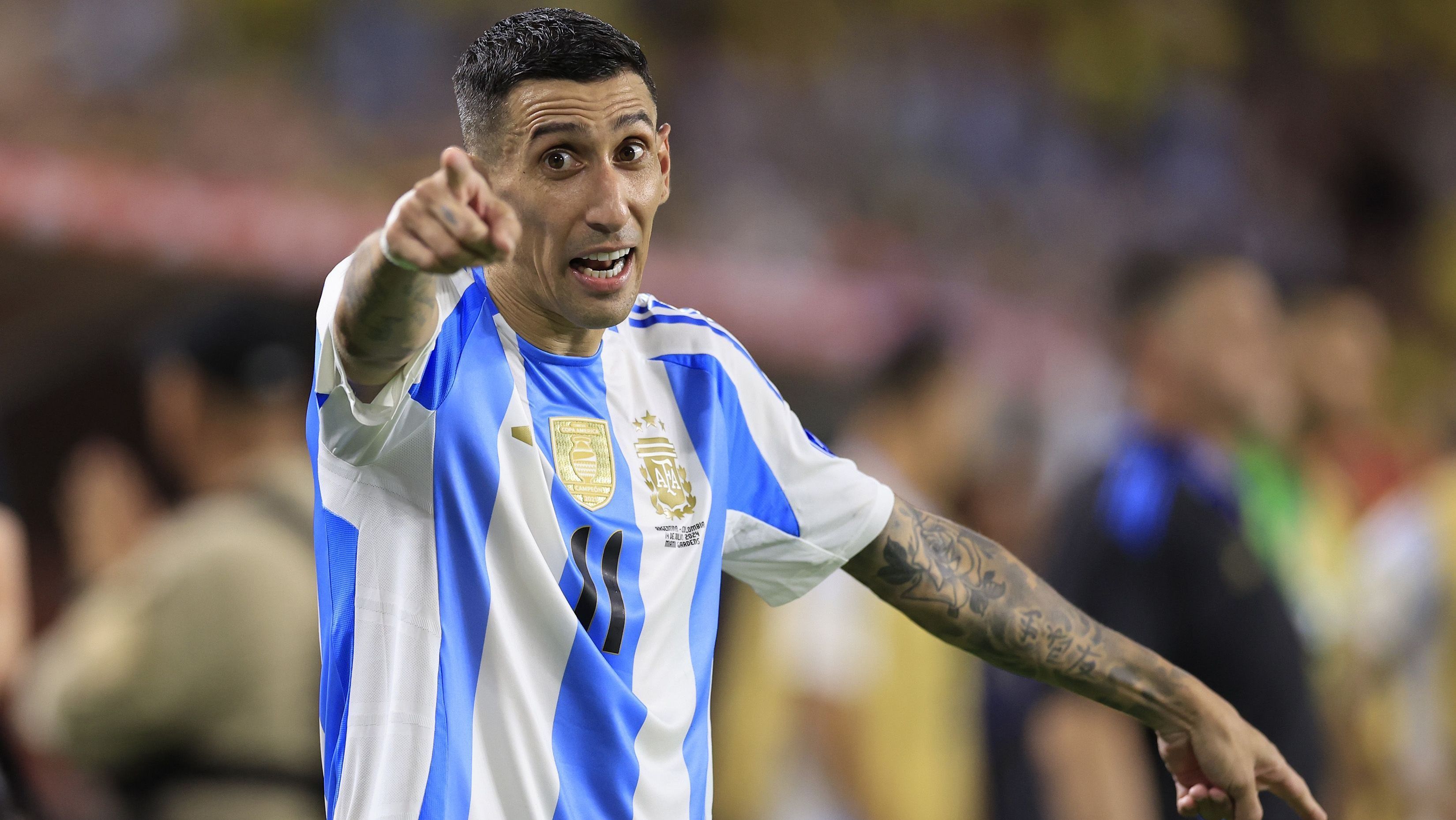 Di María pede contrato vitalício para Scaloni na Argentina
