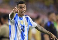 Di Maria dá risada de Raphinha antes de Argentina x Brasil