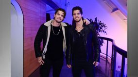 Breno e Caio César compareceram à gravação do DVD &quot;Luan Ao Vivo na Lua&quot;, de Luan Santana