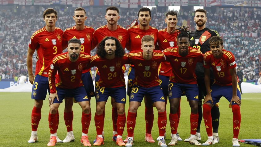 Escalação titular da Espanha na final da Eurocopa • ANP via Getty Images