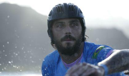 Surfe: Filipe Toledo é eliminado para japonês nas oitavas da Olimpíada de Paris