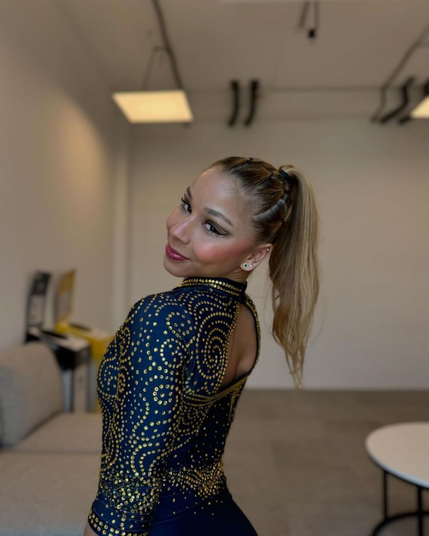 Flávia Saraiva costuma apostar em delineados e cílios volumosos / Instagram/Flávia Saraiva