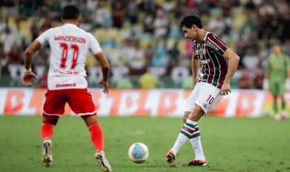 Lance de Fluminense x Internacional pela 14ª rodada do Brasileirão