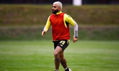Gabigol durante treinamento do Flamengo