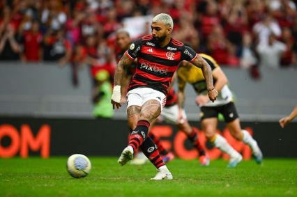 Gabigol volta a ser relacionado